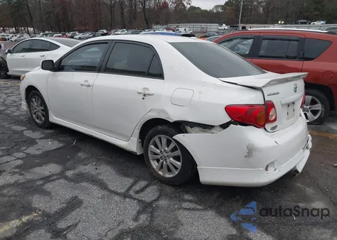 2010 Toyota Corolla S z USA, uszkodzony, nr VIN 2T1BU4EE1AC397489
